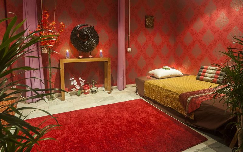 La diferencia entre el tratamiento de masaje terapéutico y el masaje terapéutico en un centro de salud